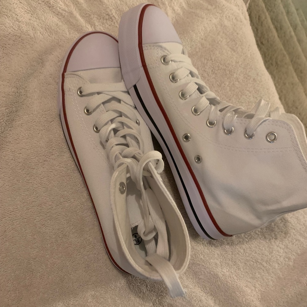 Knock off high white Converse top chucks. Size 8. Rubber sole. Never worn.